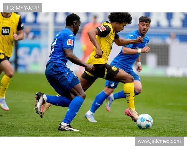 赛义德·马拉半场精彩奔袭破门 科隆暂时1-0领先霍芬海姆